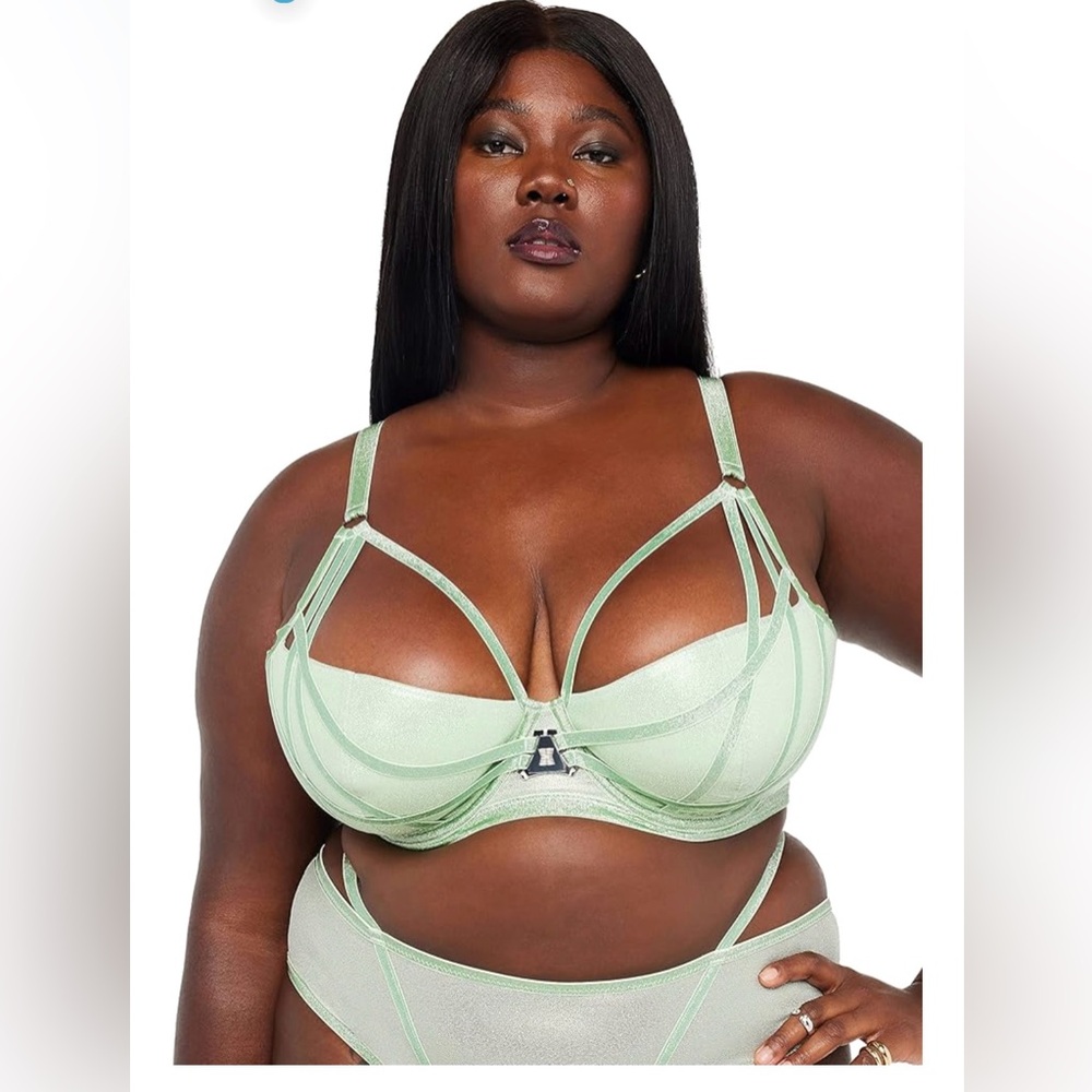 Rihanna Savage Fenty Green Platinum Mesh Caged Demi Bra Womens Size 36DDD